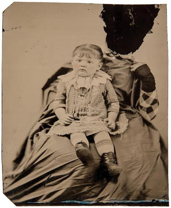 Death and the Daguerreotype: The Strange and Unsettling World of ...